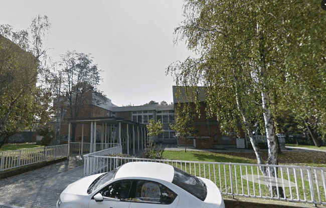 Се продава двособен стан во Карпош 4, кај градинката - 3