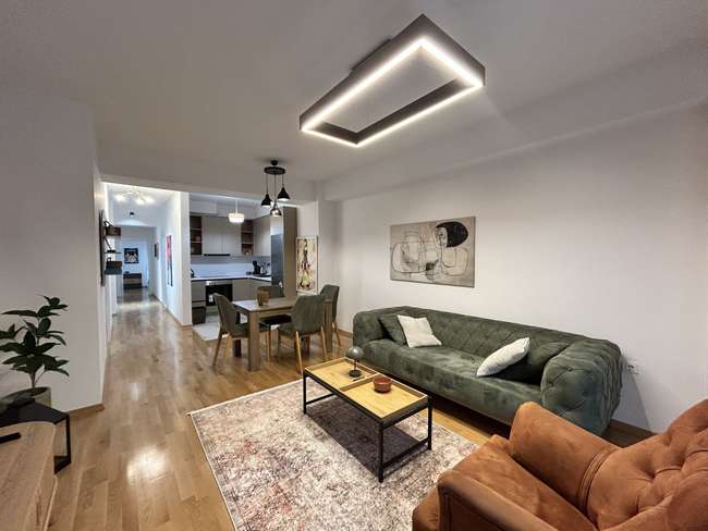 Се продава простран наместен стан во East Gate Living - 3