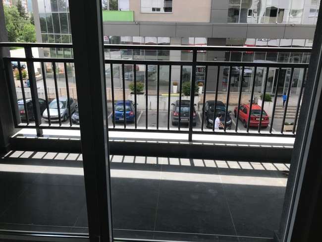 Се изнајмува празен 3-собен стан во Карпош 3, Сити Гарден - 3