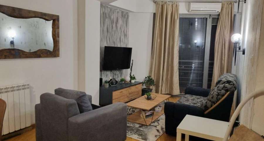 Наместен двособен стан во Дебар Маало - 1