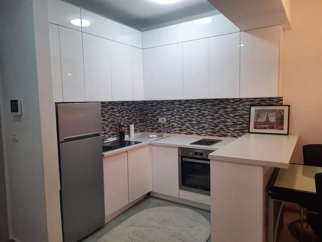 Се изнајмува 2-собен стан во Карпош 3, Сити Гарден - 3