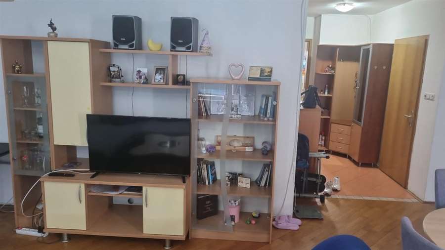 Трособен стан во Центар - 1