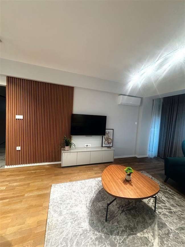 Нов невселуван трособен стан во Дебар Маало - slika 2