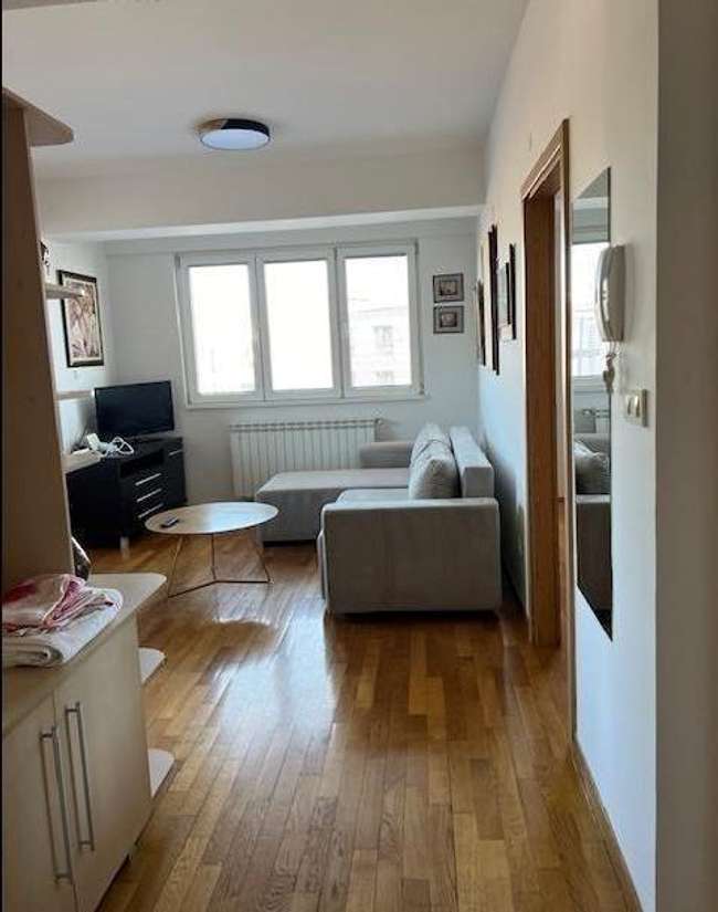 Наместен двособен стан во Дебар Маало - slika 2