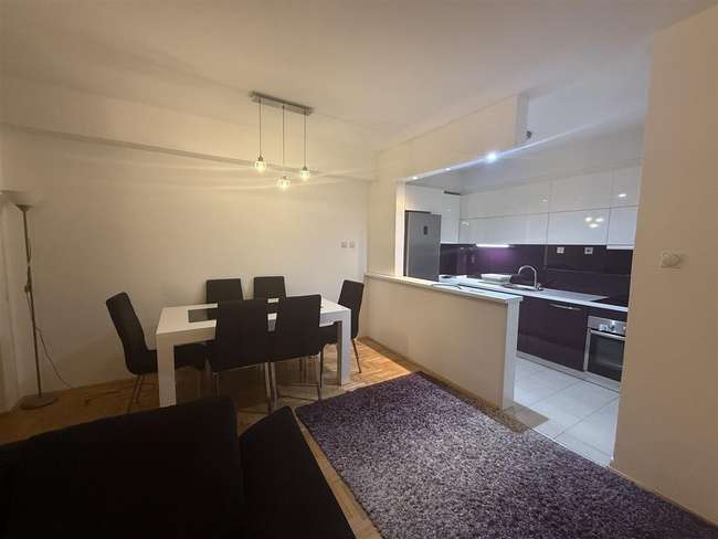 Трособен стан во Аеродром во близина на Американ Колеџ - slika 2