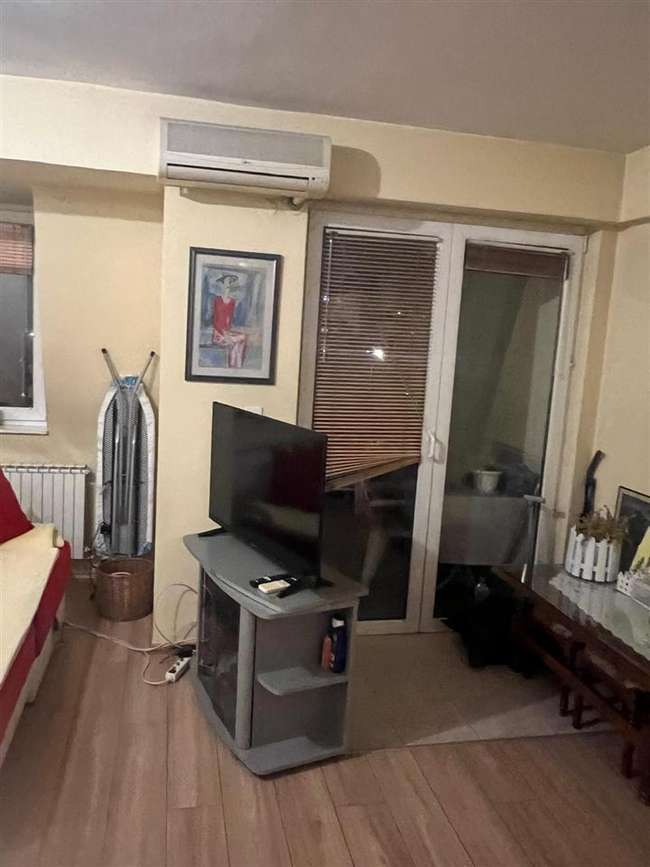 Гарсониера во Аеродорм - 3