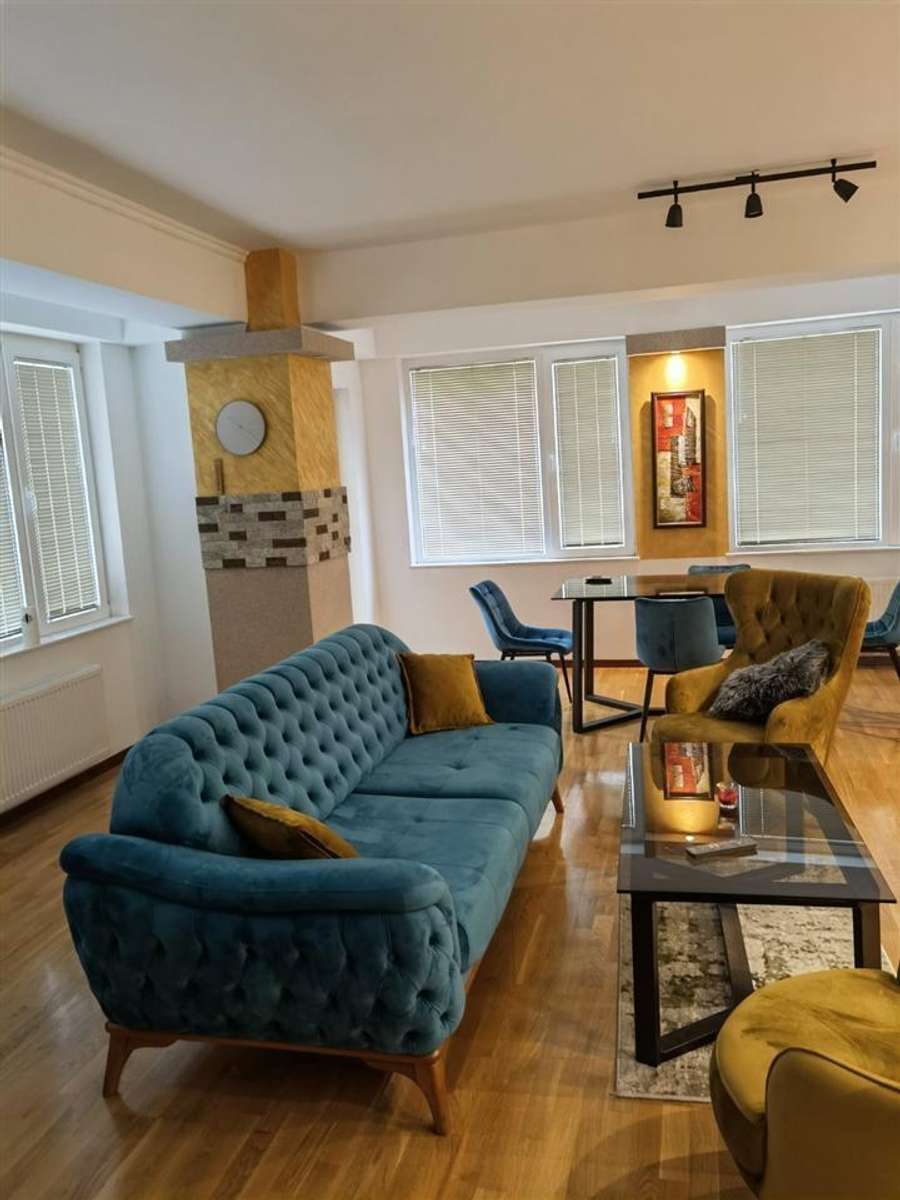 Се изнајмува модерен двособен стан во Тафталиџе 1 - 1