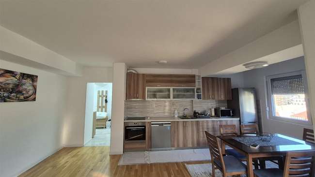 Трособен стан во Центар, јужен булевар - 3