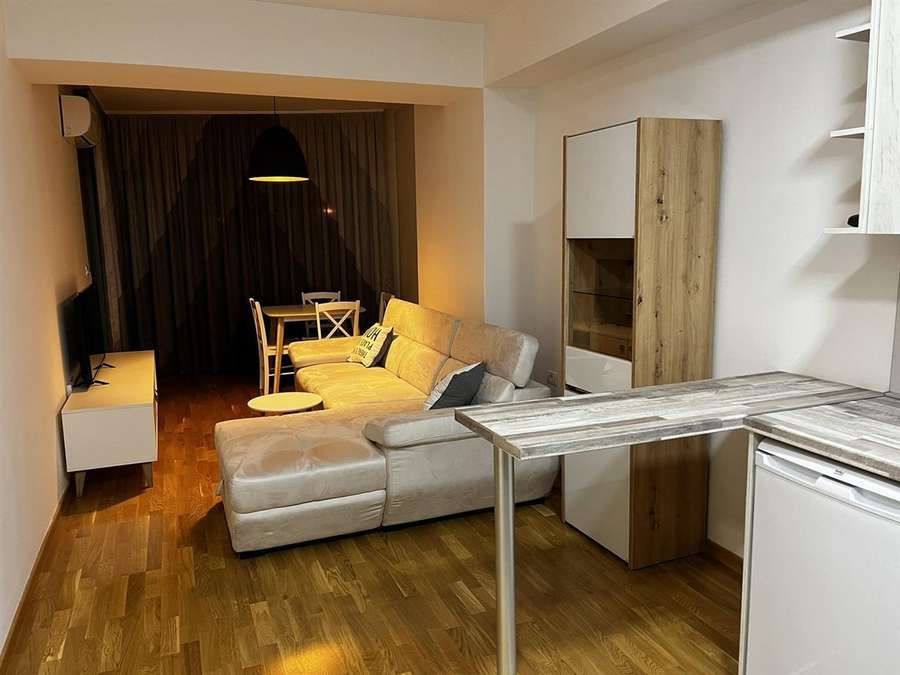 Наместен двособен стан во Аеродром - 1