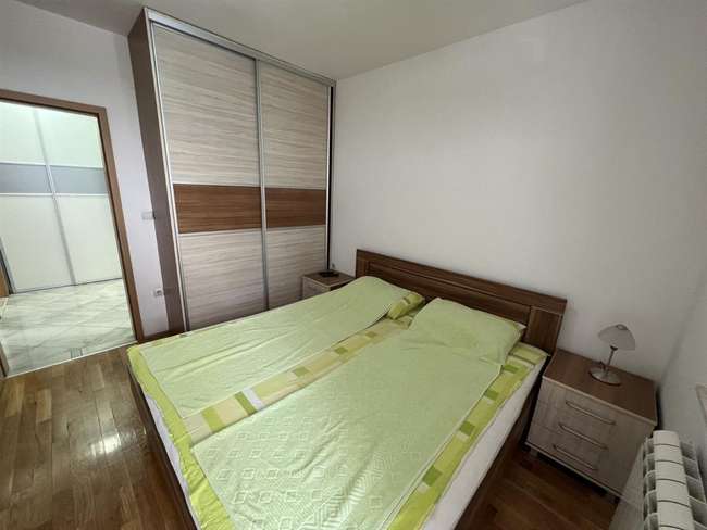 Трособен стан-кат од куќа во Козле - 3