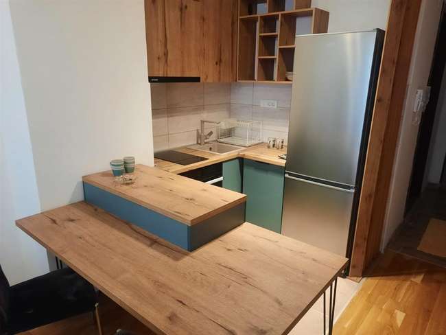 Двособен стан во Аеродром - 3