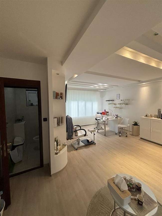 Празен стан во Центар - slika 2