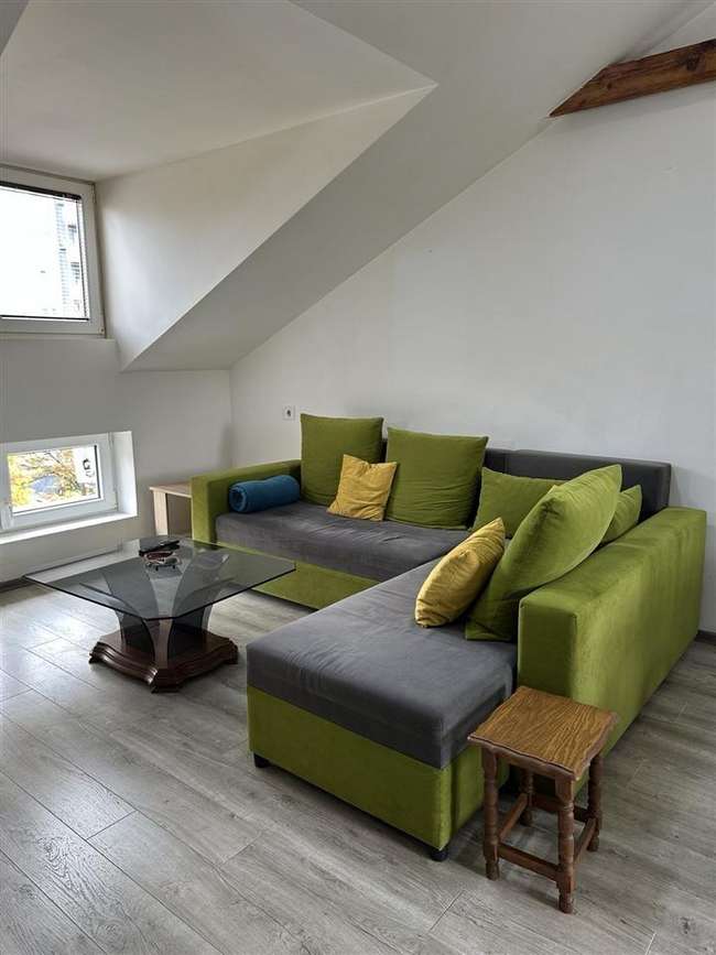 Трособен стан во Центар - slika 2