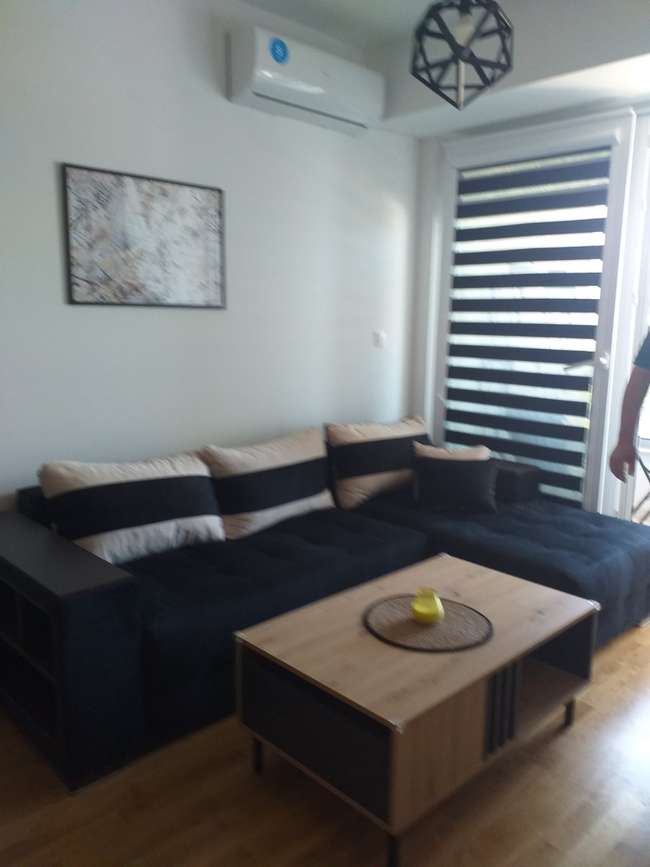 Се изнајмува 2-собен стан во Аеродром, Мерцедес - 3