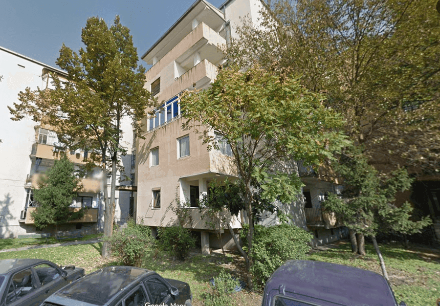 Се продава двособен стан во Карпош 4, кај градинката - 1