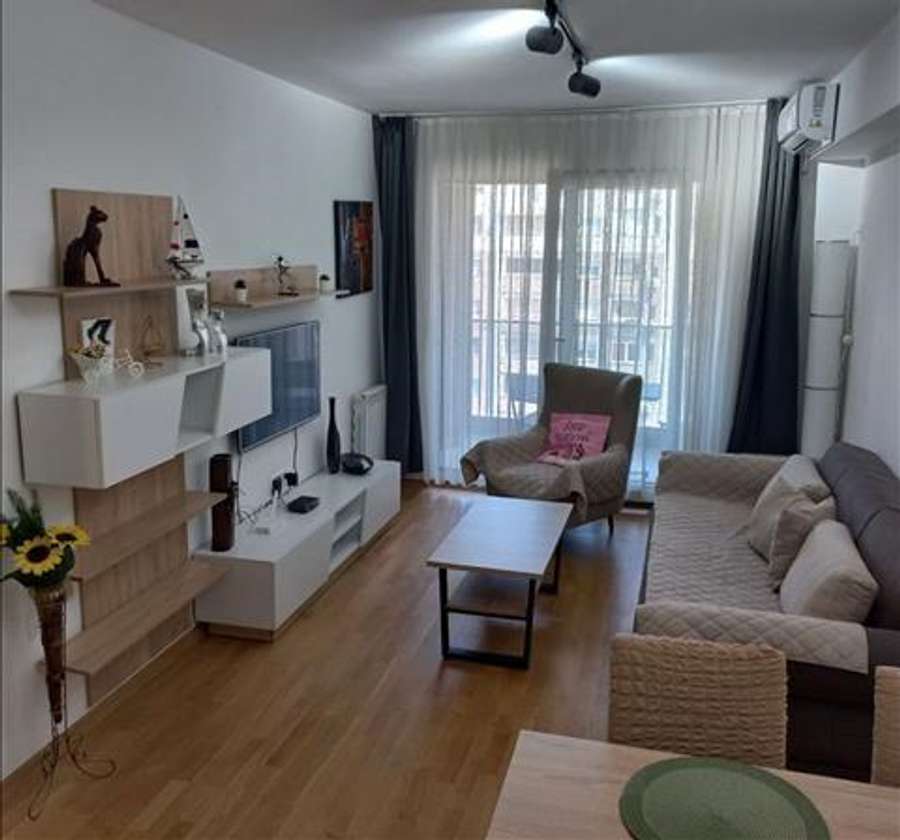 Наместен двособен стан во Аеродром - 1