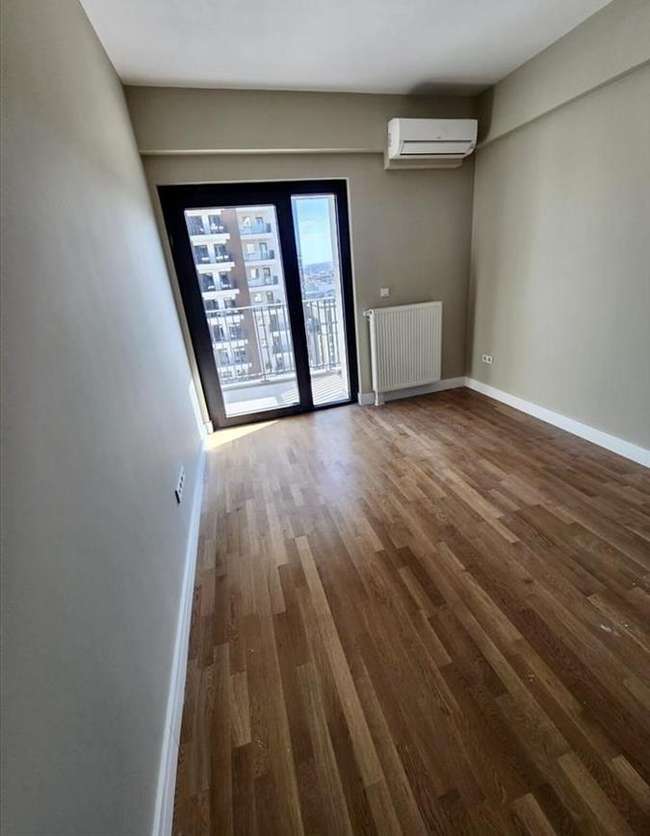 Празен 3-собен стан за деловна намена во Центар, Diamond - slika 2