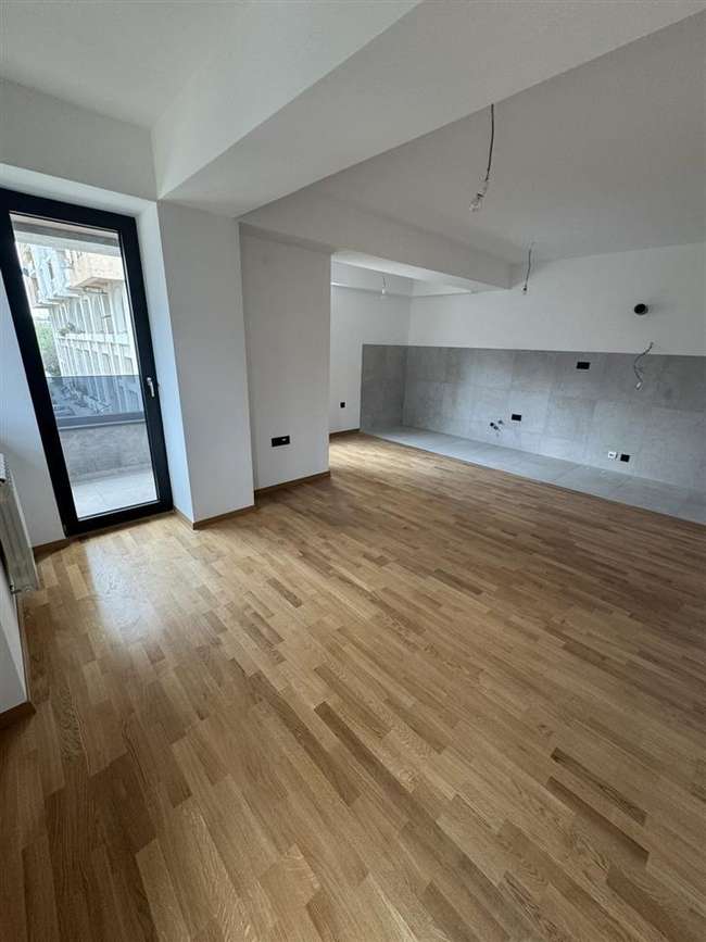 Празен стан во Центар - 3