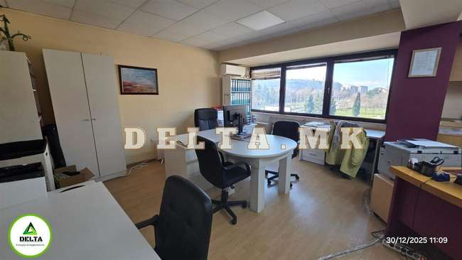 Деловен простор во ТЦ Олимпико - 3