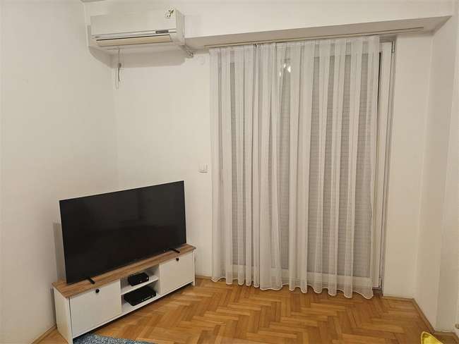 Двособен стан во Аеродром - slika 2