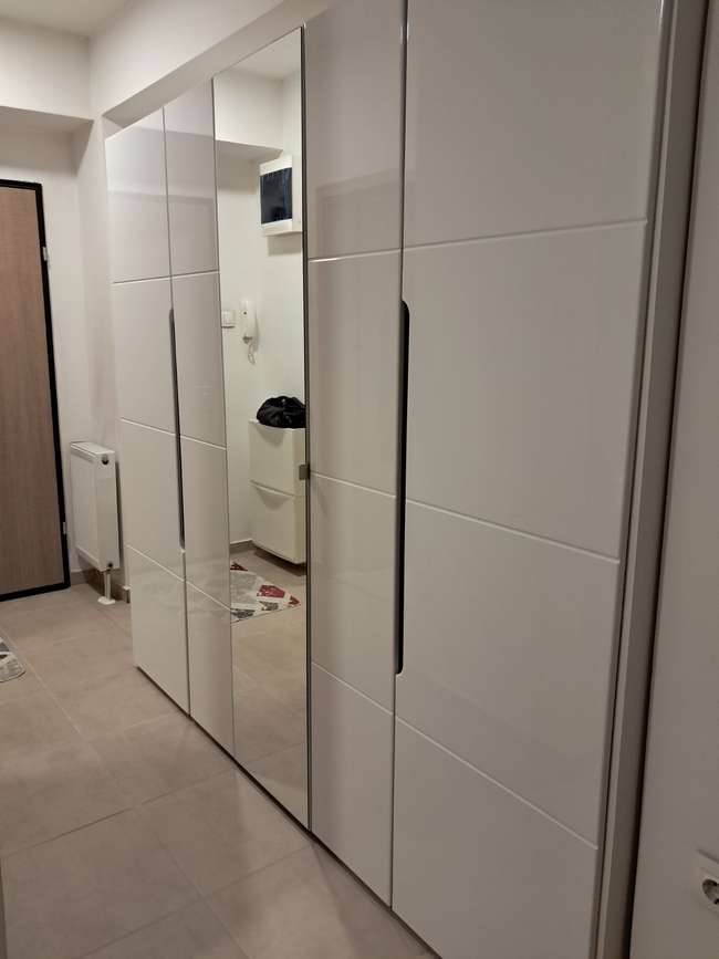 Гарсоњера во Аеродром, Поликлиника - 3