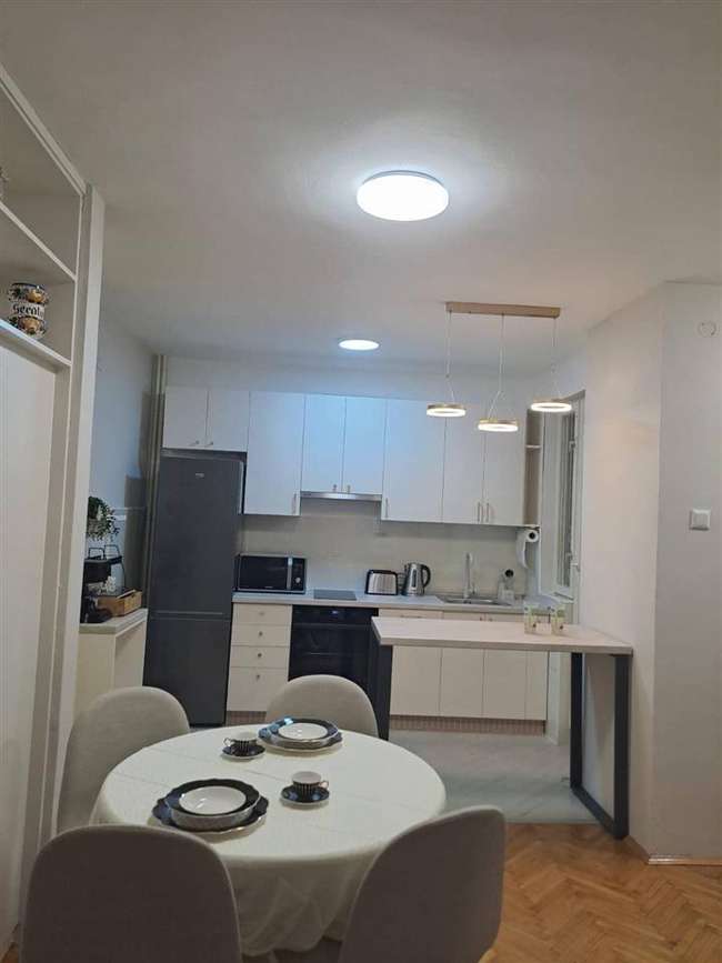 Трособен стан во Центар во близина на Градска болница - 3