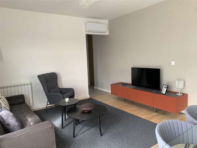 Се продава трособен стан на Водно, Панорама - slika 2