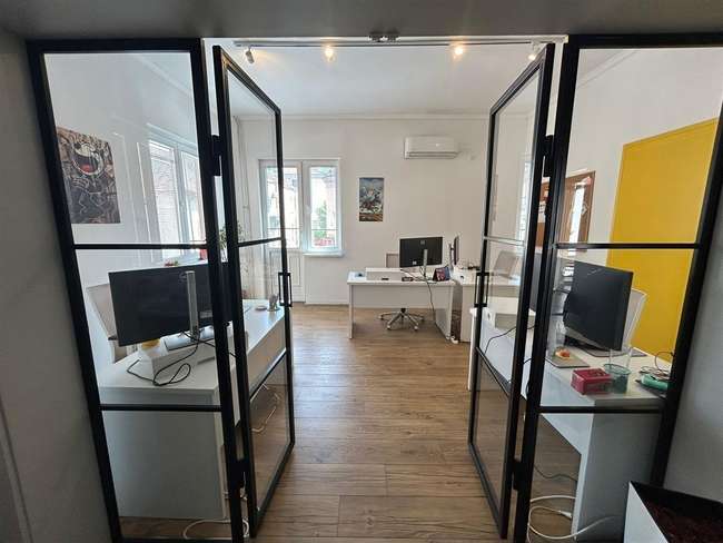 Деловен простор за канцеларија во Центар - 3