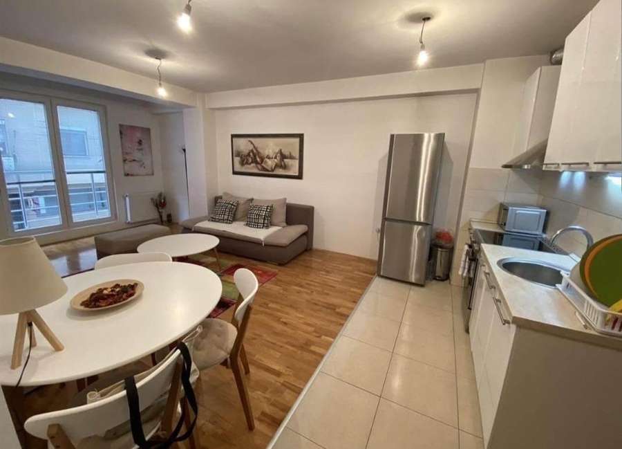 Двособен стан во Центар, Дебар Маало, Силбо - 1