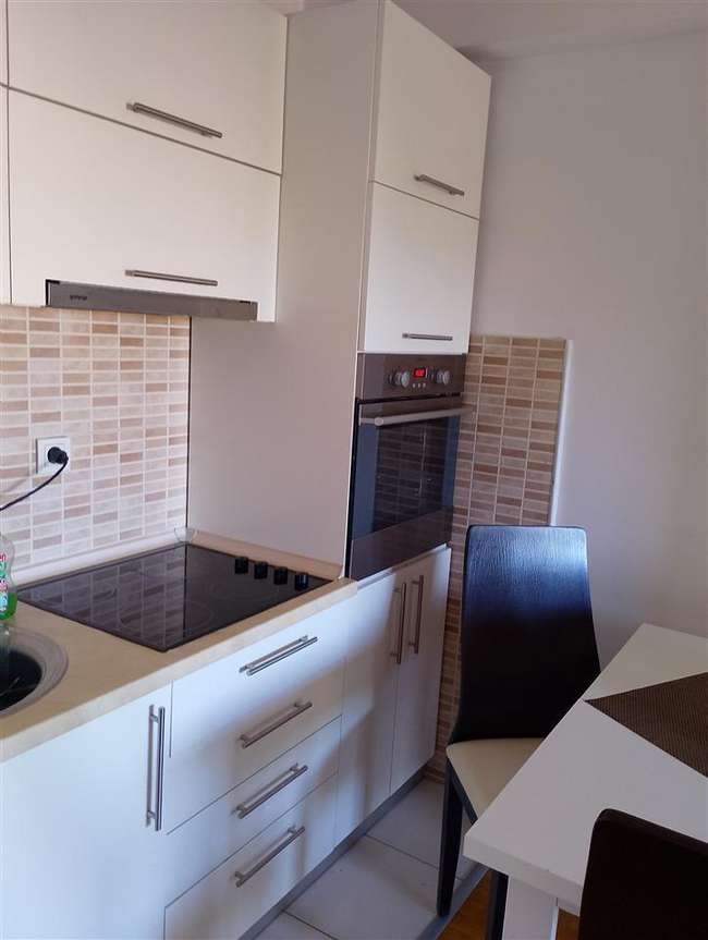 Наместен двособен стан во Аеродром - 3