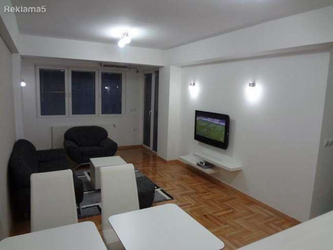 Нов трособен стан во Центар - 3