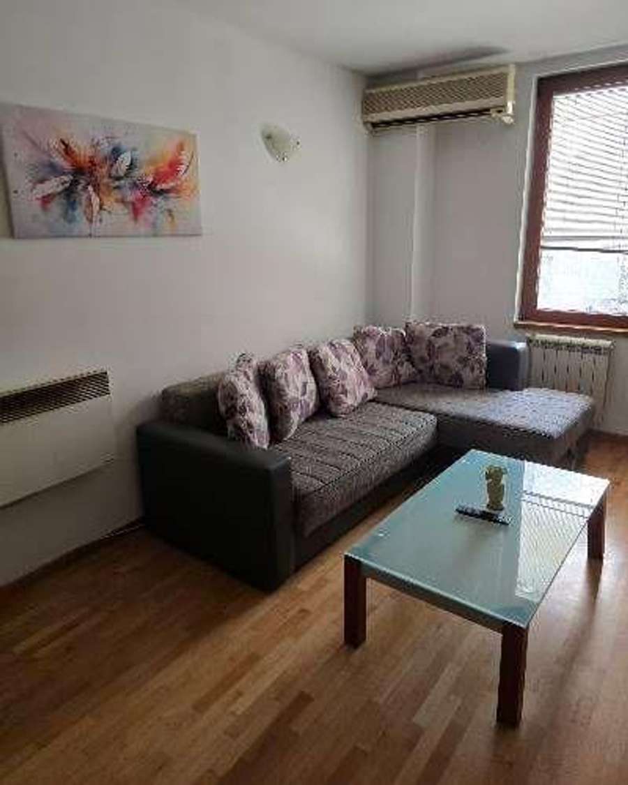 Наместен двособен стан во Дебар Маало - 1