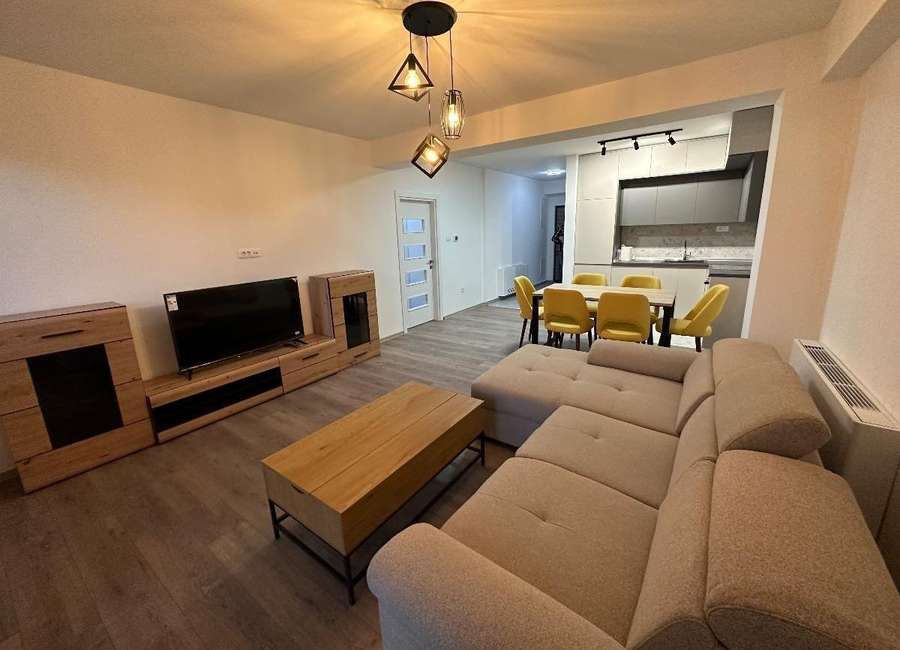 Се изнајмува нов, невселуван и наместен трособен стан во Влае - 1