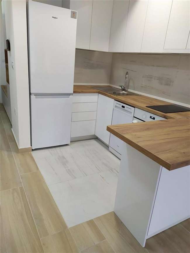 Празен двособен стан во Аеродром, Мајчин Дом - slika 2