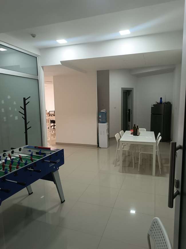 Се изнајмува канцелариски простор во Центар, Соборен Храм - 2