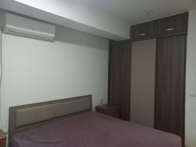 Полунаместен трособен стан во Дебар Маало - slika 2