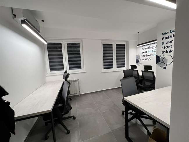 Се продава 4-собен стан во Центар, Дебар Маало - 3