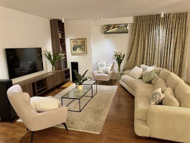 Четирисобен стан на атрактивна локација - 3