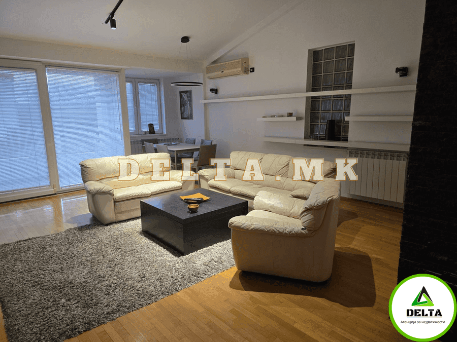 СЕ ИЗНАЈМУВА ЧЕТВОРОСОБЕН СТАН ВО ЦЕНТАР, ДЕБАР МААЛО - 1