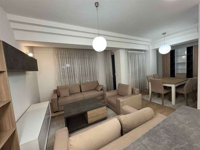 Трособен стан во Аеродром, Мичурин ( 2 паркинга ) - slika 2