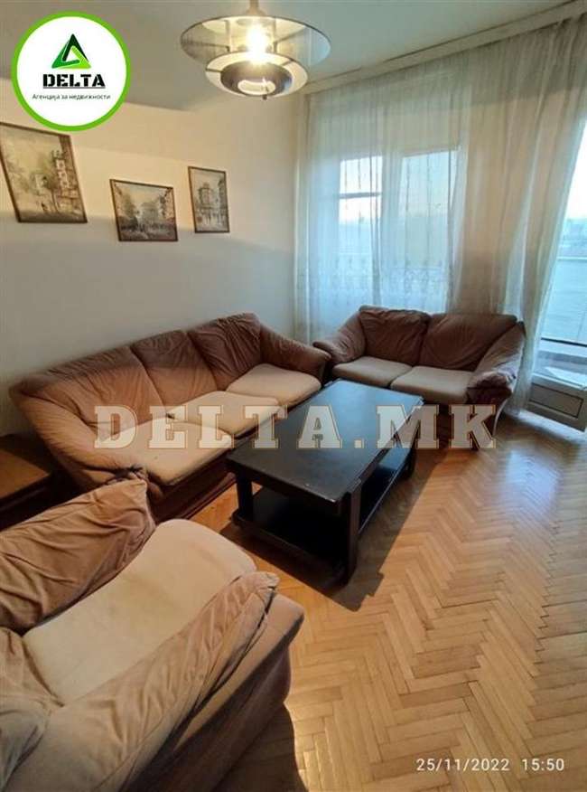 Се продава трособен стан во Аеродром - 3