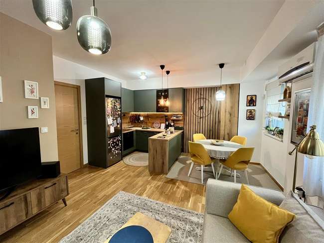 Трособен стан во Аеродром - slika 2