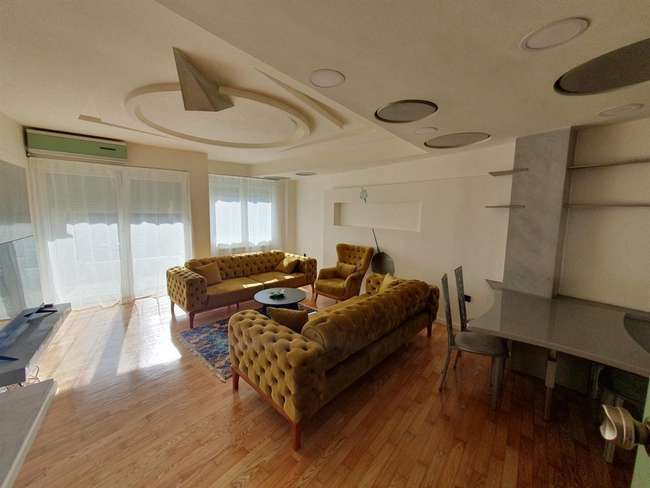 Трособен стан во Центар - 3