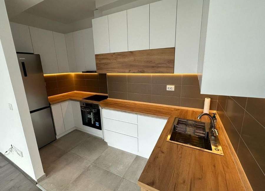 Се изнајмува полунаметсен стан во Карпош 1 - 1