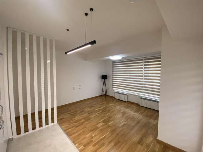 Празен стан во Аеродром, Острово - slika 2