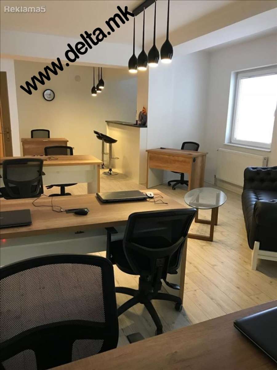Наместен деловен простор во Центар - 1