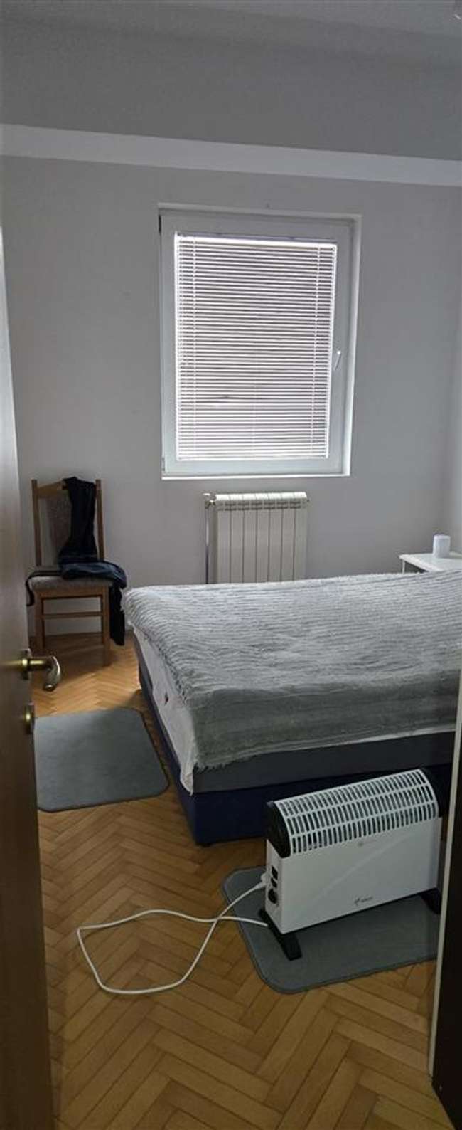 Се продава двособен стан во Центар, до Универзална - 3