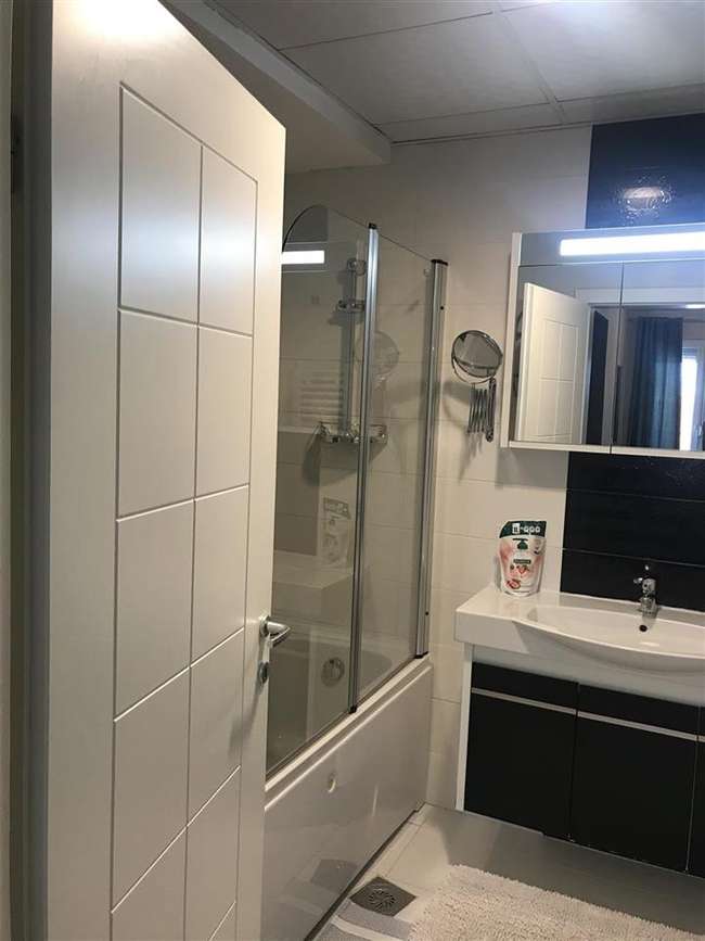 Се продава наместен 4-собен стан во Центар, спроти МВР - 3