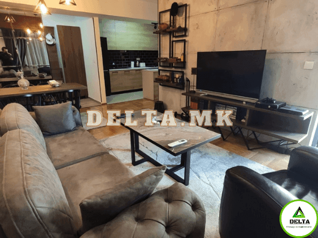 Се изнјамува трособен стан во Центар, Капиштец, Зебра - 3