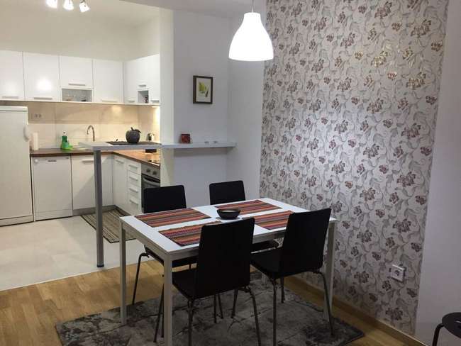 Двособен стан во Аеродром - slika 2